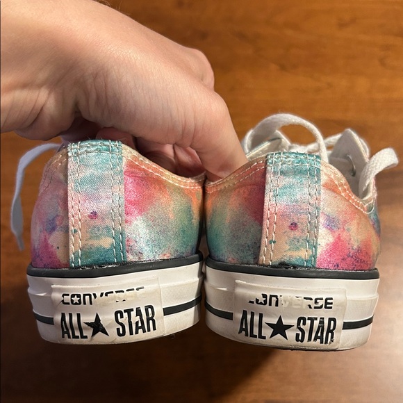 Converse Low Top Metallic Multicolor Unisex Sneakers - Women’s 7, Men’s 5 - Picture 9 of 10